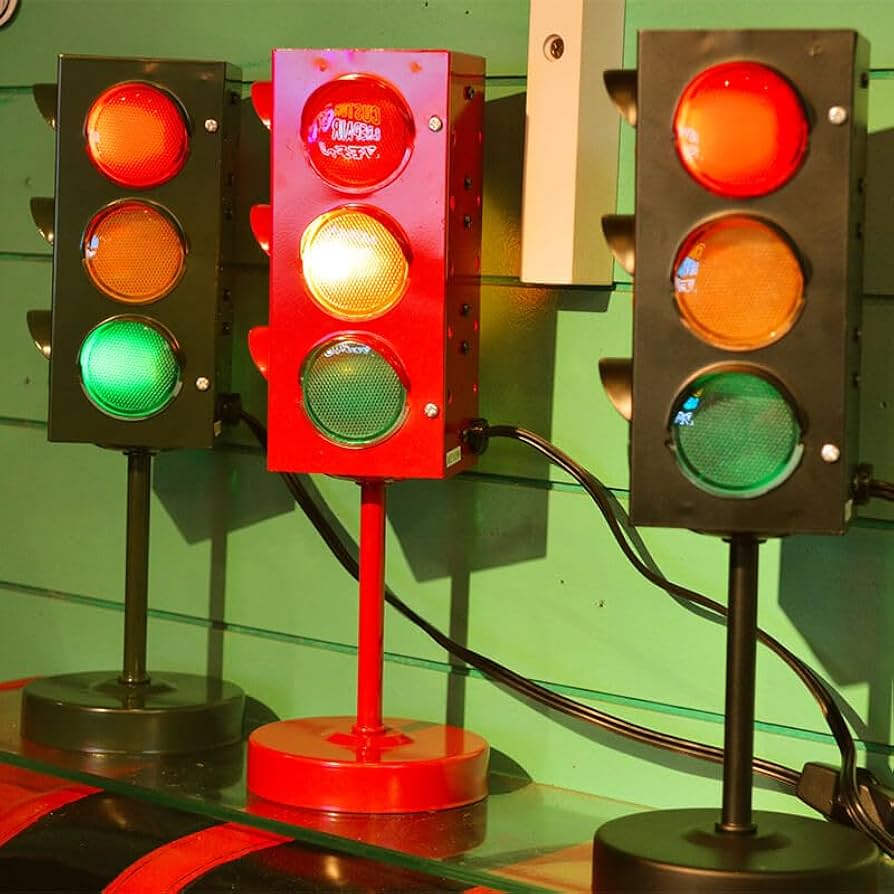 ★ 海外製 ヴィンテージ 信号機 オブジェ 照明 ライト 店舗什器 ☆ 海外製 ヴィンテージ 信号機 オブジェ 照明 ライト 店舗什器